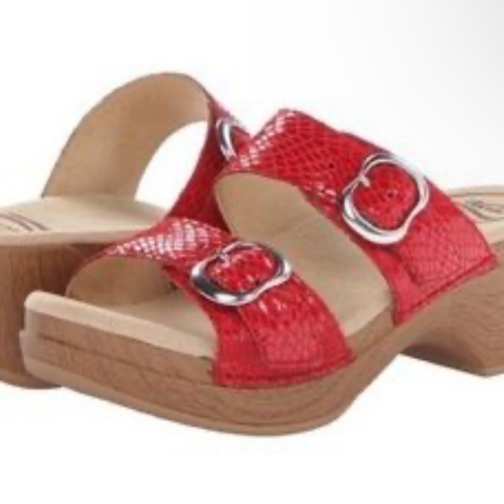 Dansko Sophie Red Double Strap Snake Platform Slip on Sandal Women SZ 37